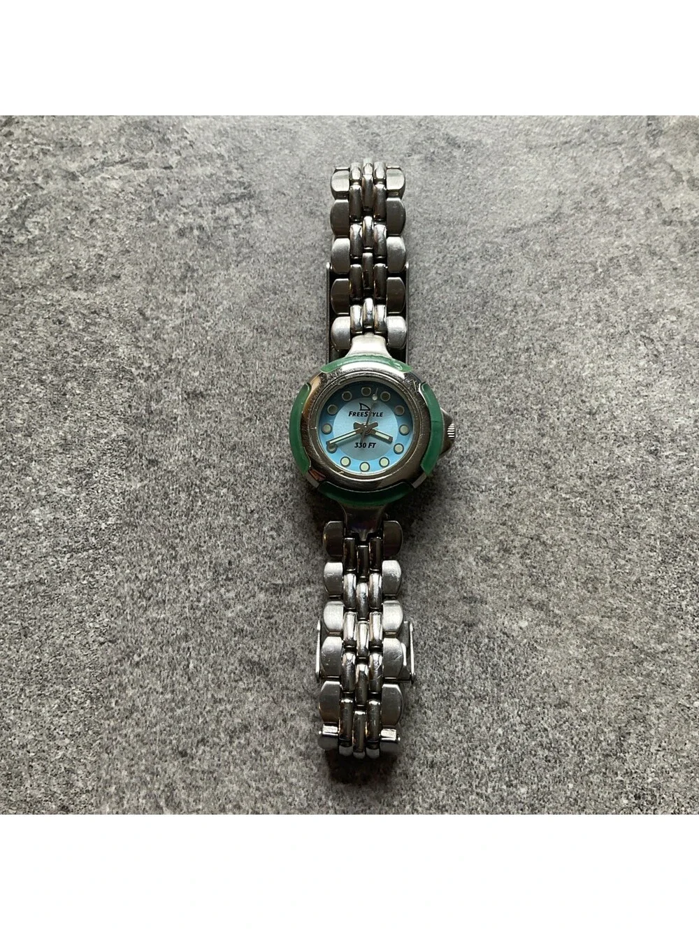 Vintage Shark Freestyle Womens Watch 29mm Stainless Steel Case And Band Bin B